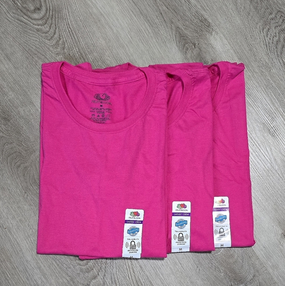 3 Fruit of the Loom Ladies Pink Tees - Picture 1 of 1